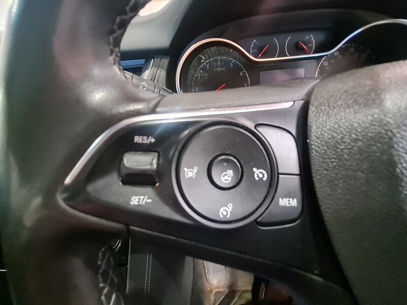 Vauxhall 1.2 Turbo Elite Nav SUV 5dr Petrol Auto 8Spd Euro 6 (s/s) (130 ps)