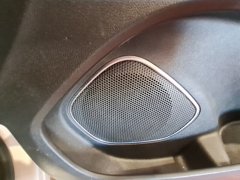 Vauxhall 1.2 Turbo Elite Nav SUV 5dr Petrol Auto 8Spd Euro 6 (s/s) (130 ps)