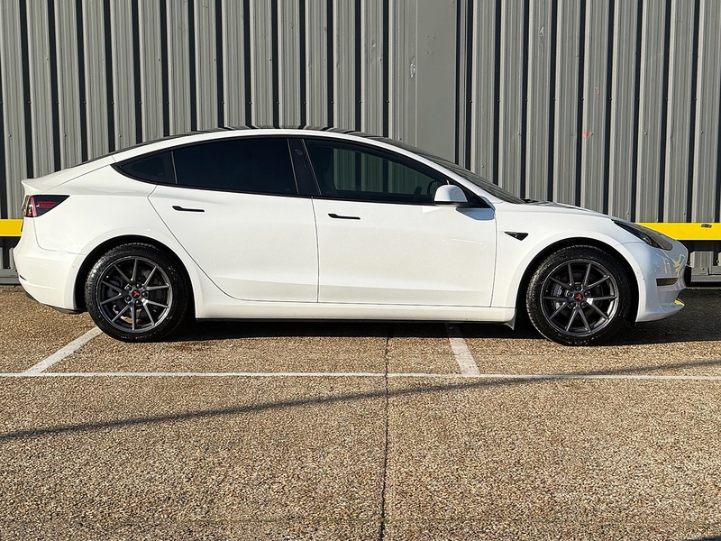Tesla Standard Range Plus Saloon 4dr Electric Auto RWD (241 bhp)