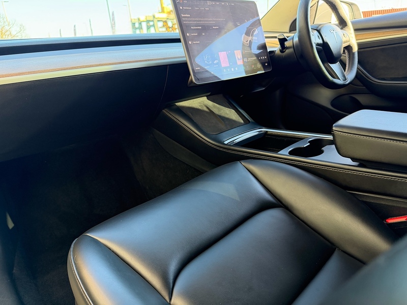 Tesla Standard Range Plus Saloon 4dr Electric Auto RWD (241 bhp)