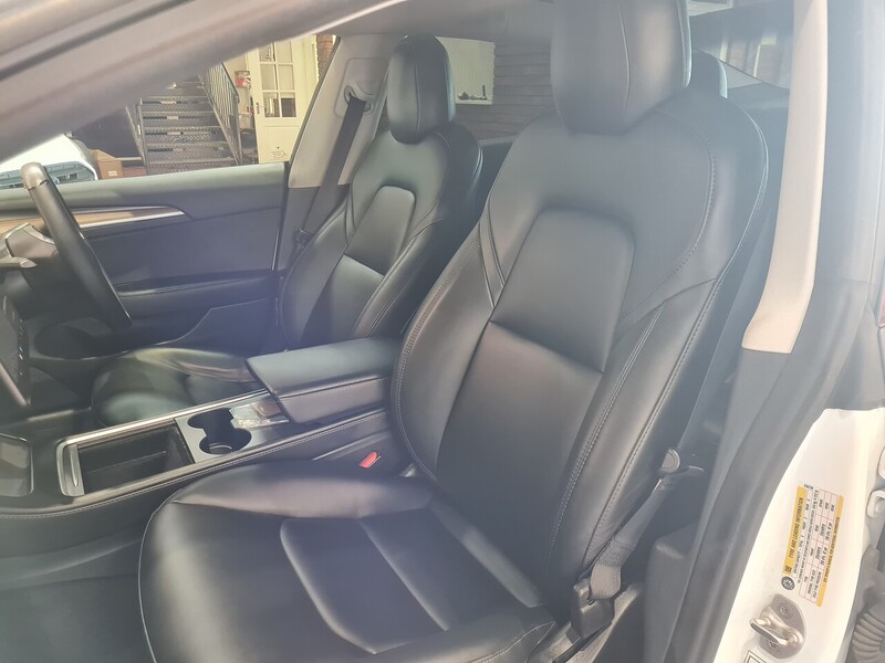 Tesla Standard Range Plus Saloon 4dr Electric Auto RWD (241 bhp)