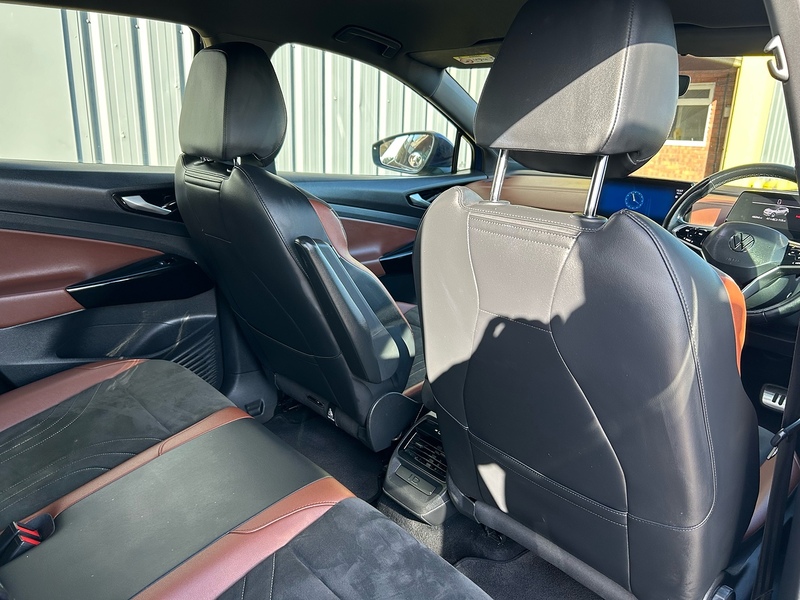 Volkswagen Pro Performance 77kWh Life SUV 5dr Electric Auto (204 ps)