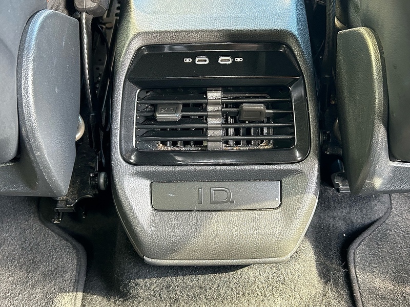 Volkswagen Pro Performance 77kWh Life SUV 5dr Electric Auto (204 ps)