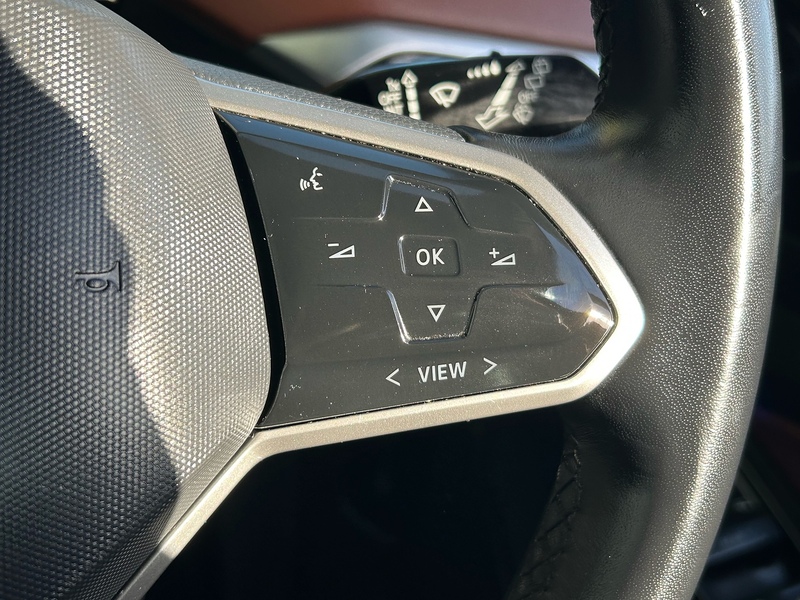 Volkswagen Pro Performance 77kWh Life SUV 5dr Electric Auto (204 ps)