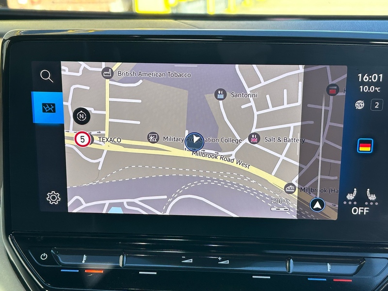 Volkswagen Pro Performance 77kWh Life SUV 5dr Electric Auto (204 ps)