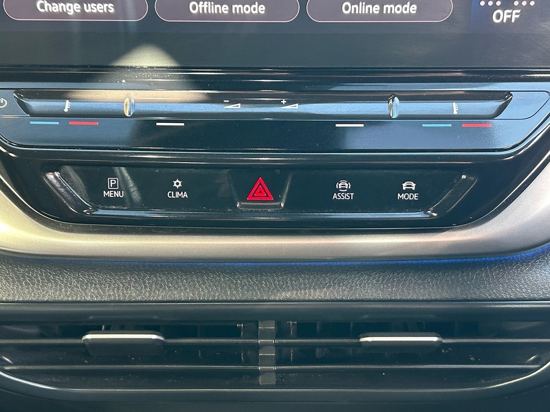 Volkswagen Pro Performance 77kWh Life SUV 5dr Electric Auto (204 ps)