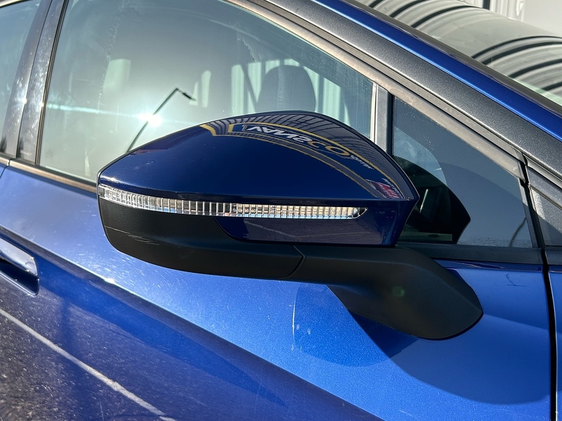 Volkswagen Pro Performance 77kWh Life SUV 5dr Electric Auto (204 ps)