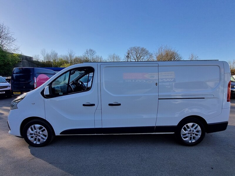 Nissan 1.6 dCi 1.2t Tekna Panel Van 5dr Diesel Manual L2 H1 Euro 6 (120 ps)