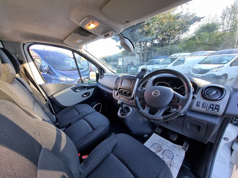 Nissan 1.6 dCi 1.2t Tekna Panel Van 5dr Diesel Manual L2 H1 Euro 6 (120 ps)