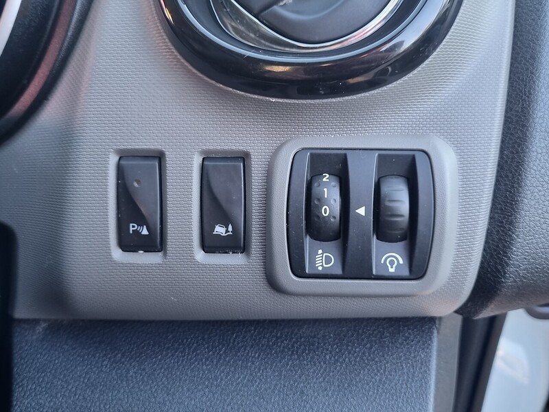 Nissan 1.6 dCi 1.2t Tekna Panel Van 5dr Diesel Manual L2 H1 Euro 6 (120 ps)