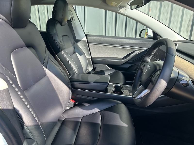 Tesla (Dual Motor) Long Range Saloon 4dr Electric Auto 4WDE (346 ps)