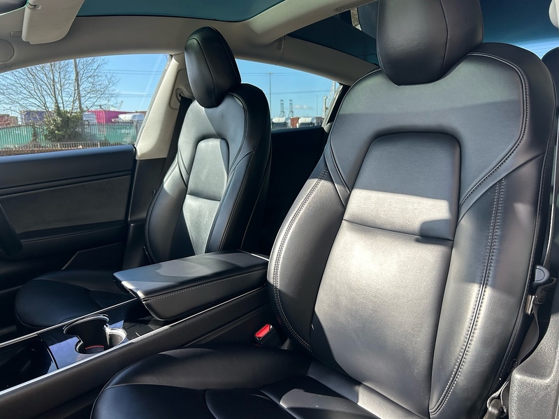 Tesla (Dual Motor) Long Range Saloon 4dr Electric Auto 4WDE (346 ps)