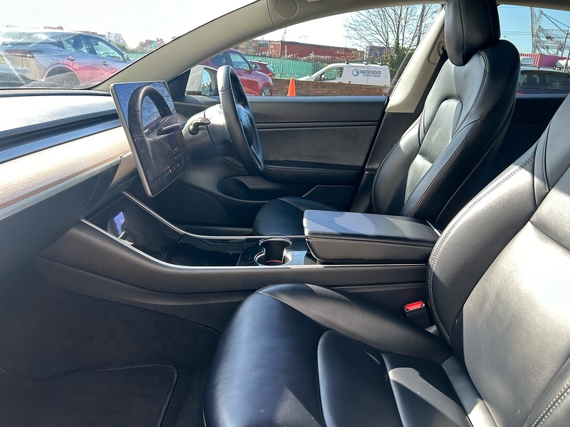 Tesla (Dual Motor) Long Range Saloon 4dr Electric Auto 4WDE (346 ps)