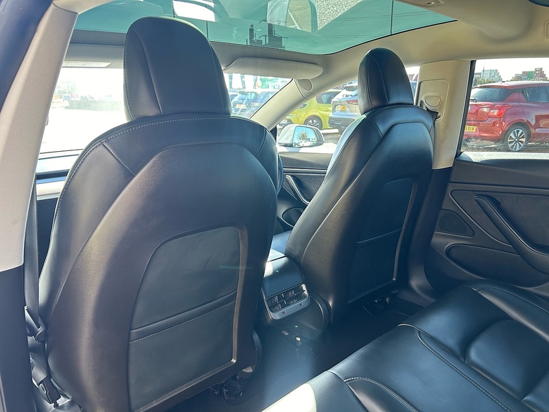 Tesla (Dual Motor) Long Range Saloon 4dr Electric Auto 4WDE (346 ps)