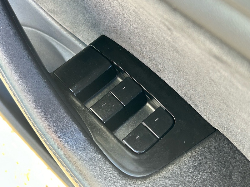 Tesla (Dual Motor) Long Range Saloon 4dr Electric Auto 4WDE (346 ps)