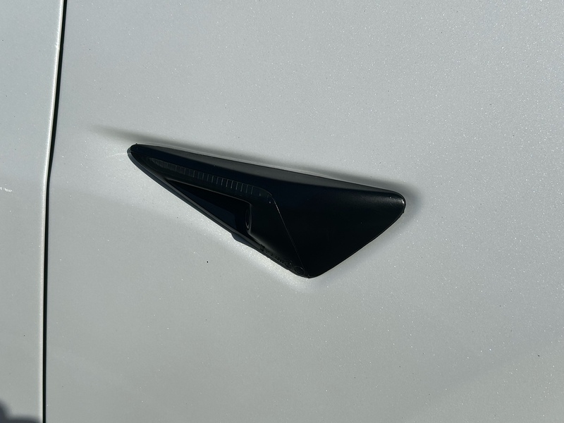 Tesla (Dual Motor) Long Range Saloon 4dr Electric Auto 4WDE (346 ps)