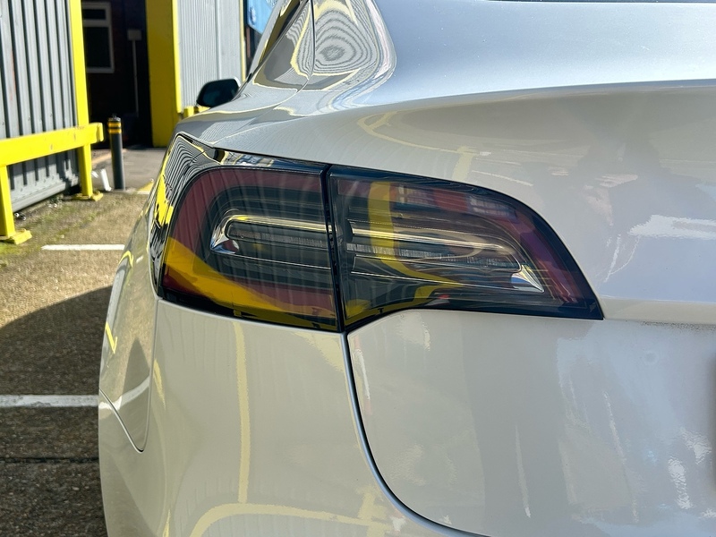 Tesla (Dual Motor) Long Range Saloon 4dr Electric Auto 4WDE (346 ps)