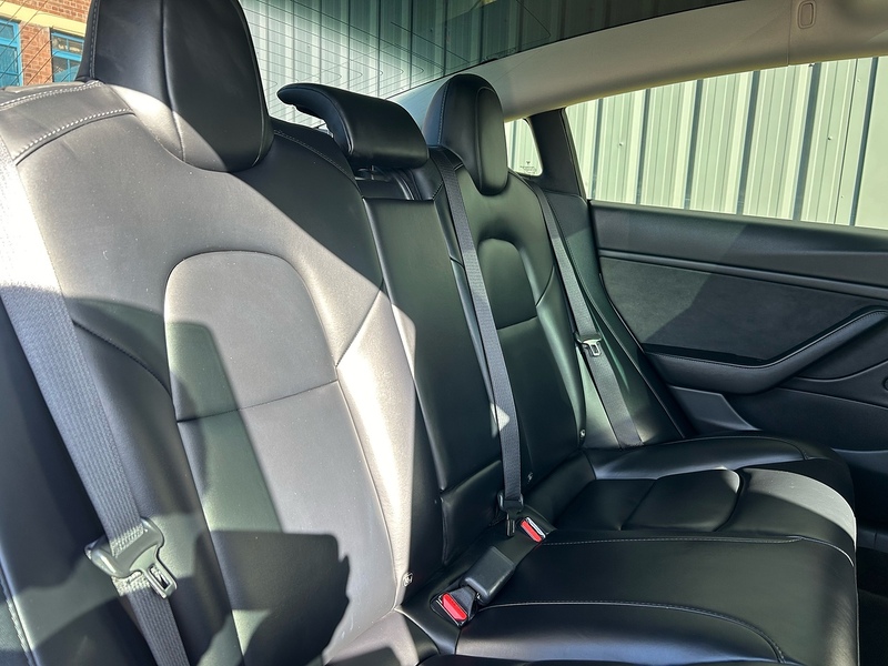 Tesla (Dual Motor) Long Range Saloon 4dr Electric Auto 4WDE (346 ps)