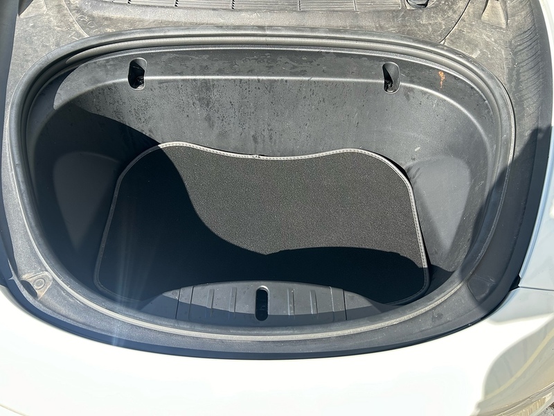 Tesla (Dual Motor) Long Range Saloon 4dr Electric Auto 4WDE (346 ps)