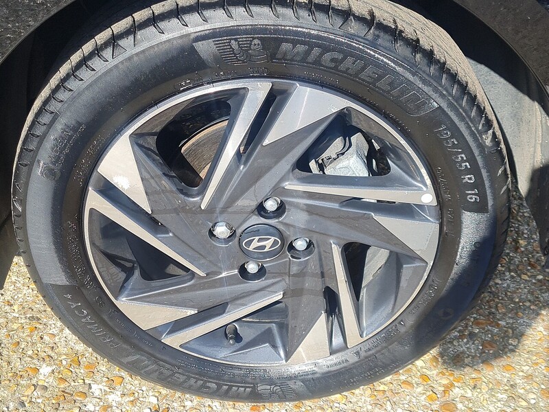 Hyundai 1.0 T-GDi MHEV SE Connect Hatchback 5dr Petrol Hybrid Manual Euro 6 (s/s) (100 ps)