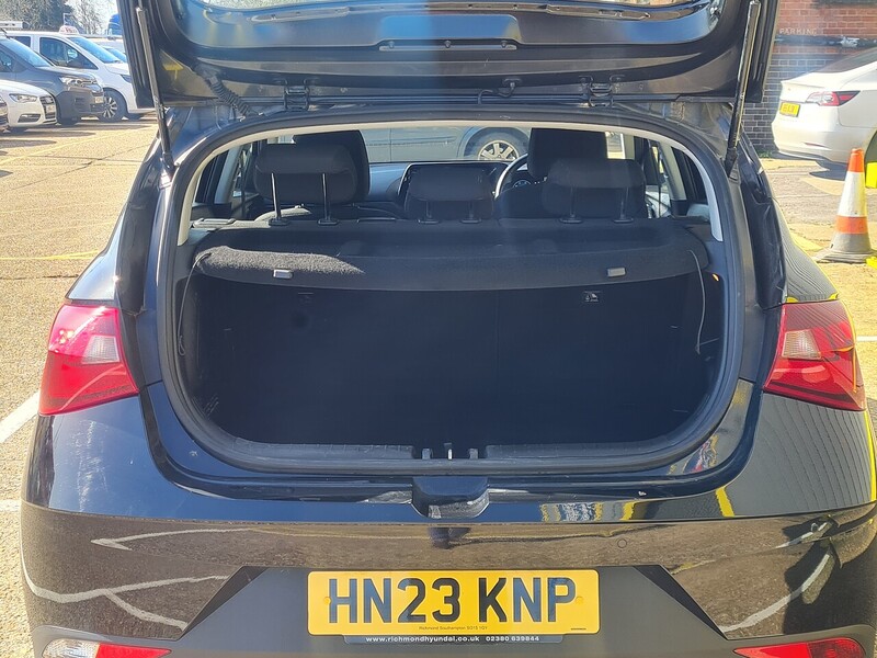 Hyundai 1.0 T-GDi MHEV SE Connect Hatchback 5dr Petrol Hybrid Manual Euro 6 (s/s) (100 ps)