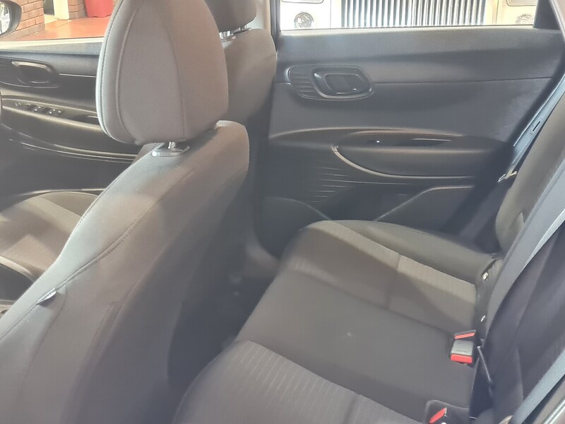 Hyundai 1.0 T-GDi MHEV SE Connect Hatchback 5dr Petrol Hybrid Manual Euro 6 (s/s) (100 ps)