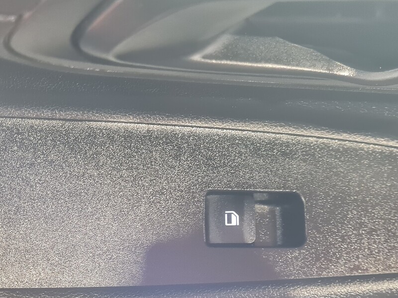 Hyundai 1.0 T-GDi MHEV SE Connect Hatchback 5dr Petrol Hybrid Manual Euro 6 (s/s) (100 ps)