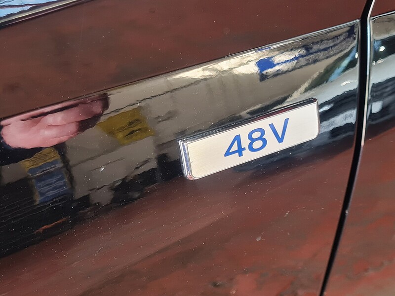 Hyundai 1.0 T-GDi MHEV SE Connect Hatchback 5dr Petrol Hybrid Manual Euro 6 (s/s) (100 ps)