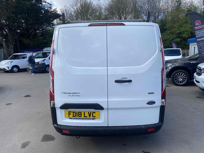 Ford 2.0 300 EcoBlue Panel Van 5dr Diesel Manual L1 H1 Euro 6 (105 ps)