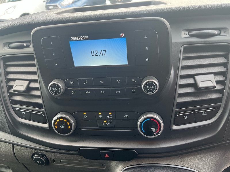 Ford 2.0 350 EcoBlue HD Leader Panel Van 5dr Diesel Manual RWD L4 H3 Euro 6 (s/s) (DRW) (130 ps)