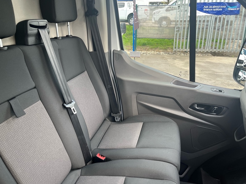 Ford 2.0 350 EcoBlue HD Leader Panel Van 5dr Diesel Manual RWD L4 H3 Euro 6 (s/s) (DRW) (130 ps)