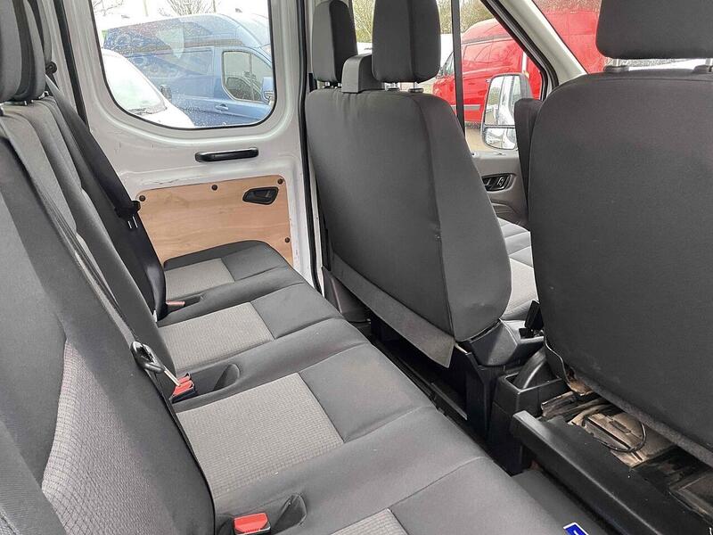 Ford 2.0 350 EcoBlue Leader Chassis Double Cab 4dr Diesel Manual RWD L3 Euro 6 (s/s) (130 ps)