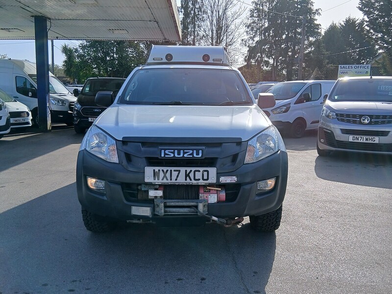 Isuzu 2.5 TD Utility Pickup 2dr Diesel Manual 4WD Euro 6 (164 ps) 2.5 Pickups Manual Diesel
