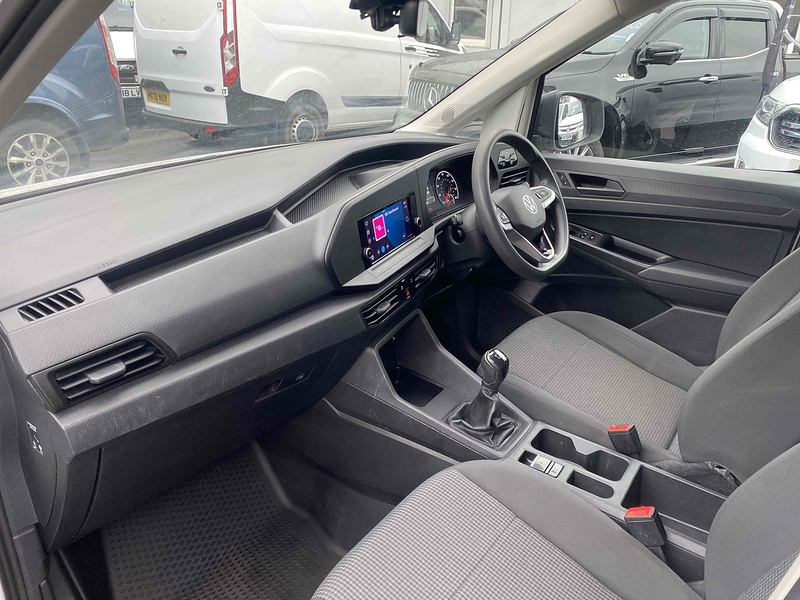 Volkswagen 2.0 TDI C20 Commerce Panel Van 5dr Diesel Manual SWB Euro 6 (s/s) (102 ps)