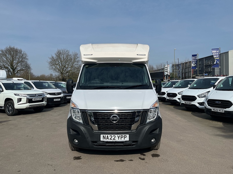 Nissan 2.3 dCi 35 Tekna Panel Van 4dr Diesel Manual FWD L3 H2 Euro 6 (135 ps)