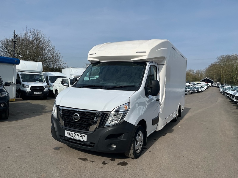Nissan 2.3 dCi 35 Tekna Panel Van 4dr Diesel Manual FWD L3 H2 Euro 6 (135 ps)