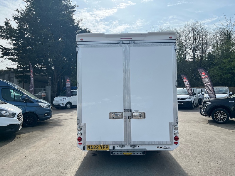 Nissan 2.3 dCi 35 Tekna Panel Van 4dr Diesel Manual FWD L3 H2 Euro 6 (135 ps)