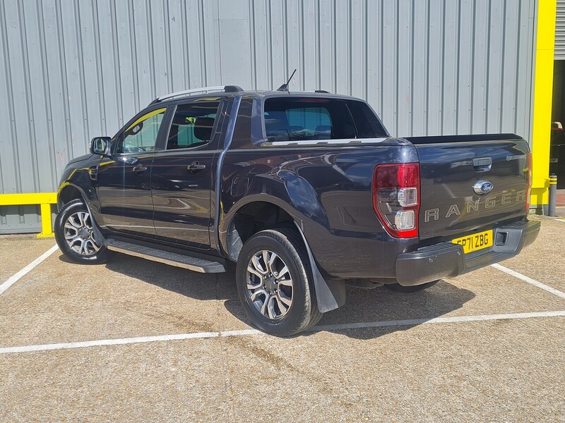 Ford 2.0 EcoBlue Wildtrak Pickup Double Cab 4dr Diesel Auto 4WD Euro 6 (s/s) (213 ps)