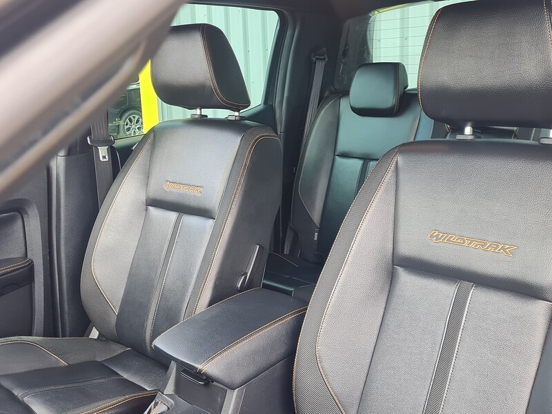 Ford 2.0 EcoBlue Wildtrak Pickup Double Cab 4dr Diesel Auto 4WD Euro 6 (s/s) (213 ps)