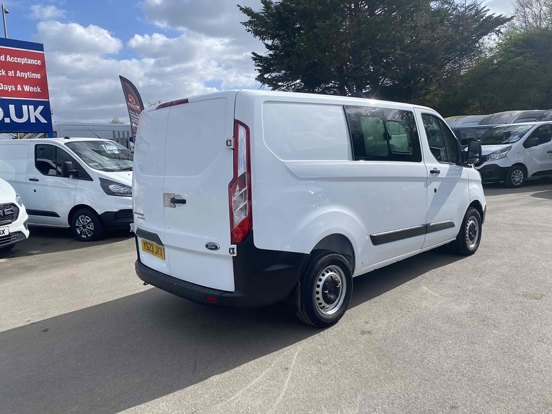 Ford 2.0 300 EcoBlue Leader Crew Van Double Cab 5dr Diesel Manual L1 H1 Euro 6 (s/s) (105 ps)