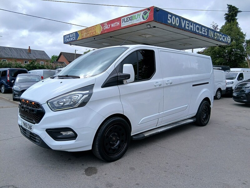 Ford 2.0 300 EcoBlue Limited Panel Van 5dr Diesel Auto L2 H1 Euro 6 (s/s) (130 ps)