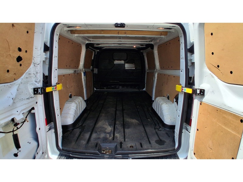 Ford 2.0 300 EcoBlue Limited Panel Van 5dr Diesel Auto L2 H1 Euro 6 (s/s) (130 ps)