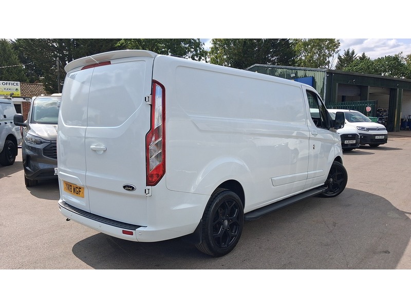 Ford 2.0 300 EcoBlue Limited Panel Van 5dr Diesel Auto L2 H1 Euro 6 (s/s) (130 ps)