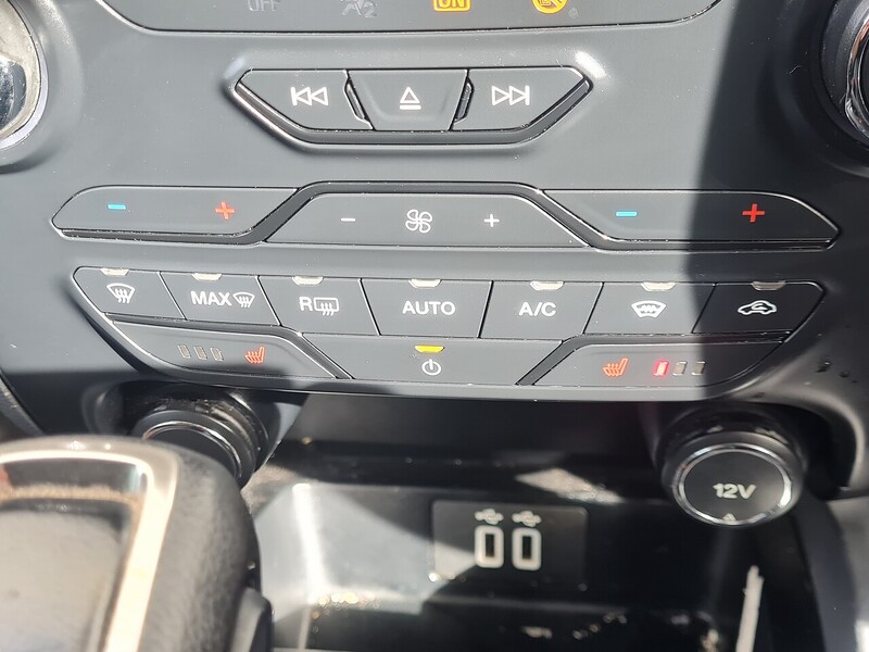 Ford 3.2 TDCi Wildtrak Pickup Double Cab 4dr Diesel Auto 4WD Euro 5 (200 ps)