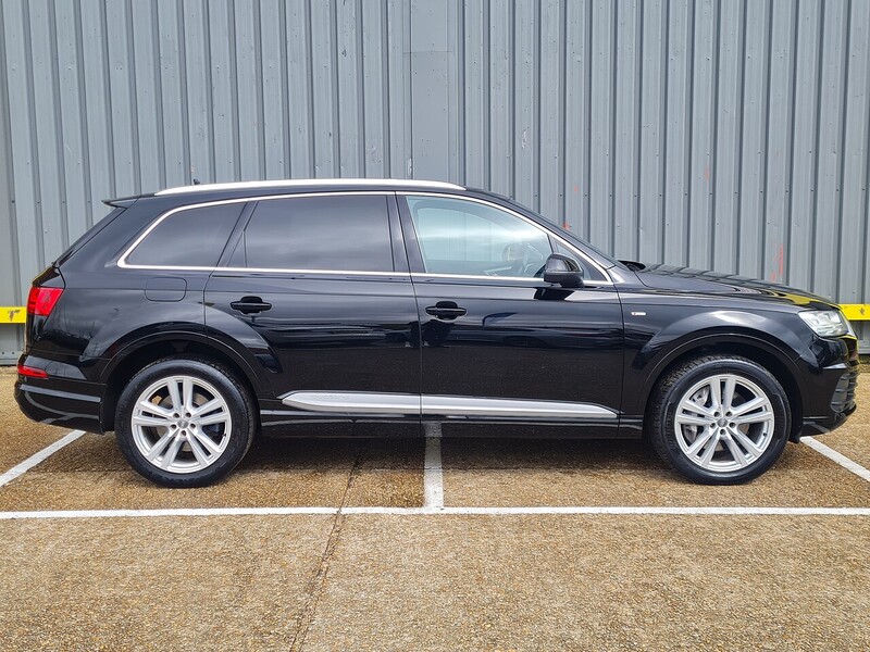 Audi 3.0 TDI V6 S line SUV 5dr Diesel Tiptronic quattro Euro 6 (s/s) (218 ps)