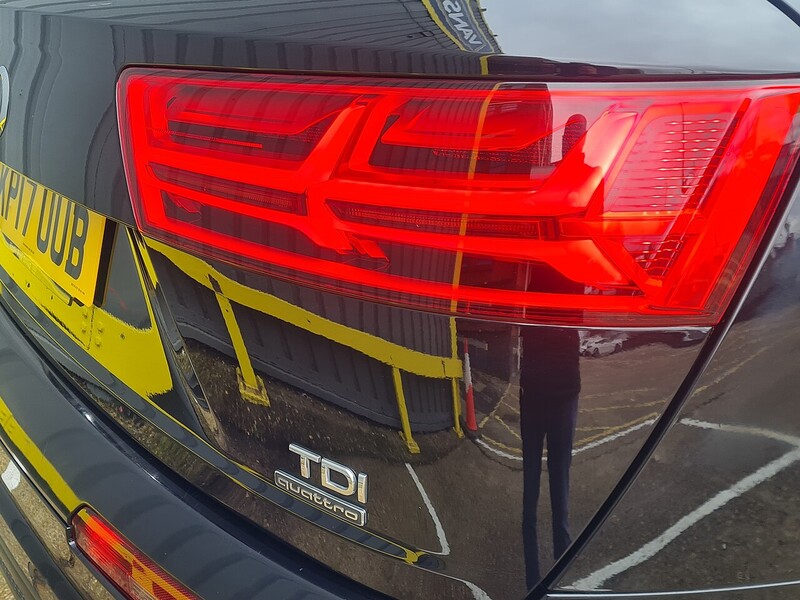 Audi 3.0 TDI V6 S line SUV 5dr Diesel Tiptronic quattro Euro 6 (s/s) (218 ps)