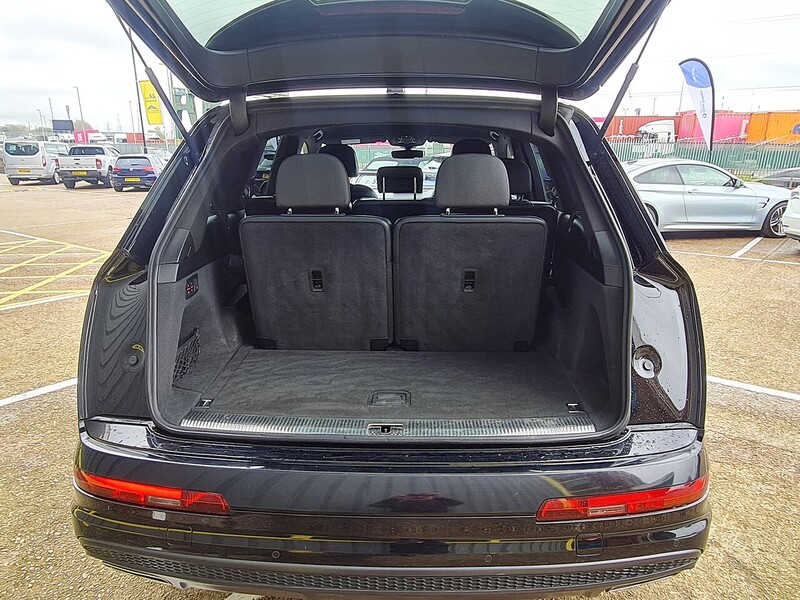 Audi 3.0 TDI V6 S line SUV 5dr Diesel Tiptronic quattro Euro 6 (s/s) (218 ps)