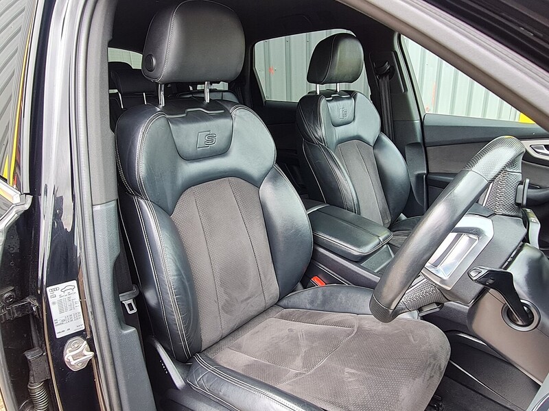 Audi 3.0 TDI V6 S line SUV 5dr Diesel Tiptronic quattro Euro 6 (s/s) (218 ps)