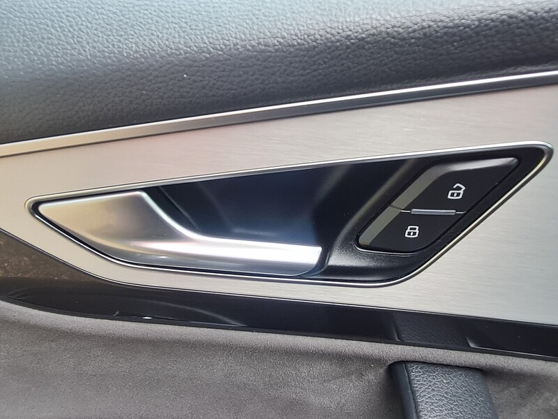 Audi 3.0 TDI V6 S line SUV 5dr Diesel Tiptronic quattro Euro 6 (s/s) (218 ps)