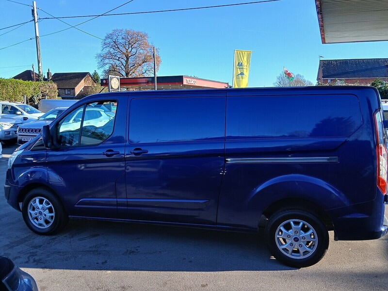 Ford 2.2 TDCi 290 Limited Panel Van 5dr Diesel Manual L2 H1 (186 g/km, 123 bhp)
